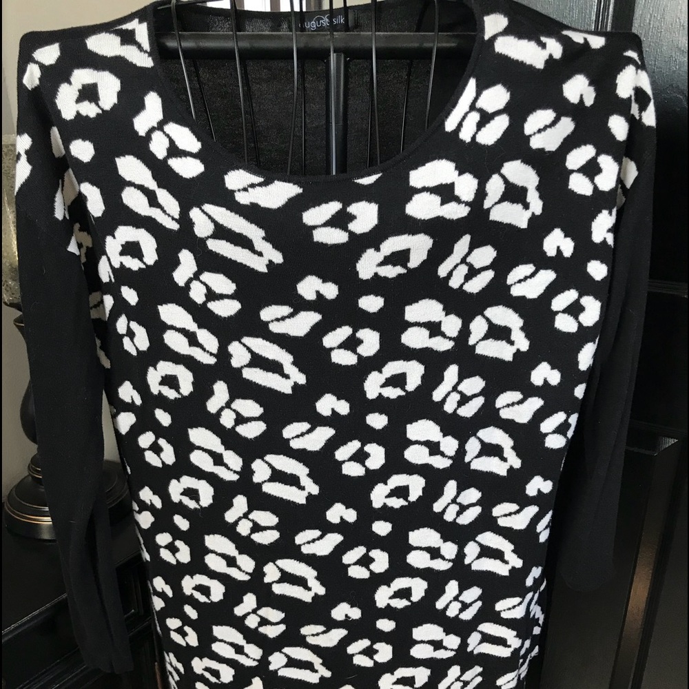 EUC Super SOFT tunic/sweater. Leopard print